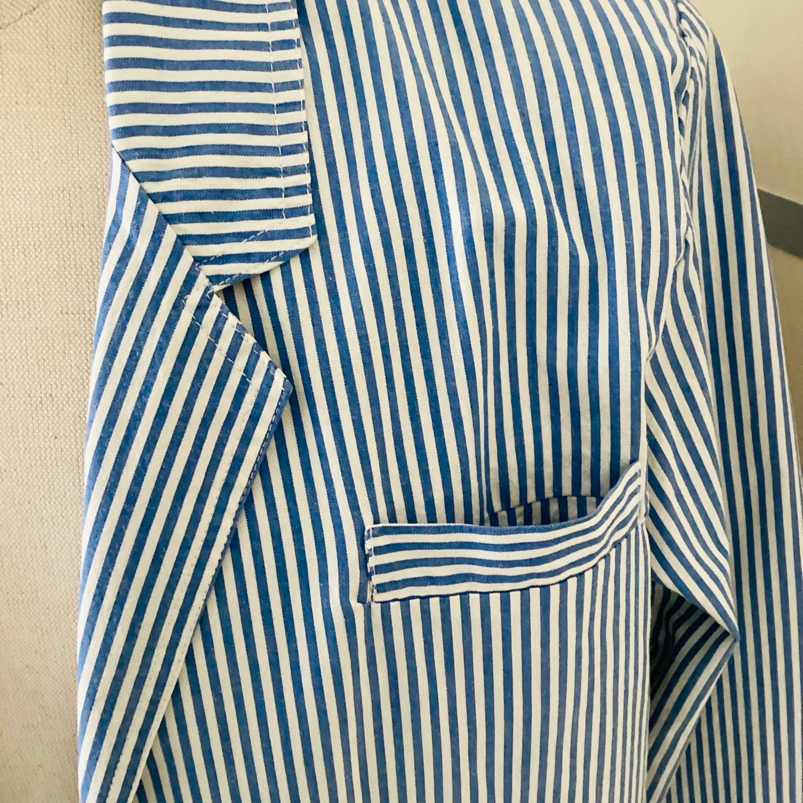 Blauw lichtblauw en wit gestreepte katoenen blazer, maat 3, controleer uw maten in de advertentie – photo 5